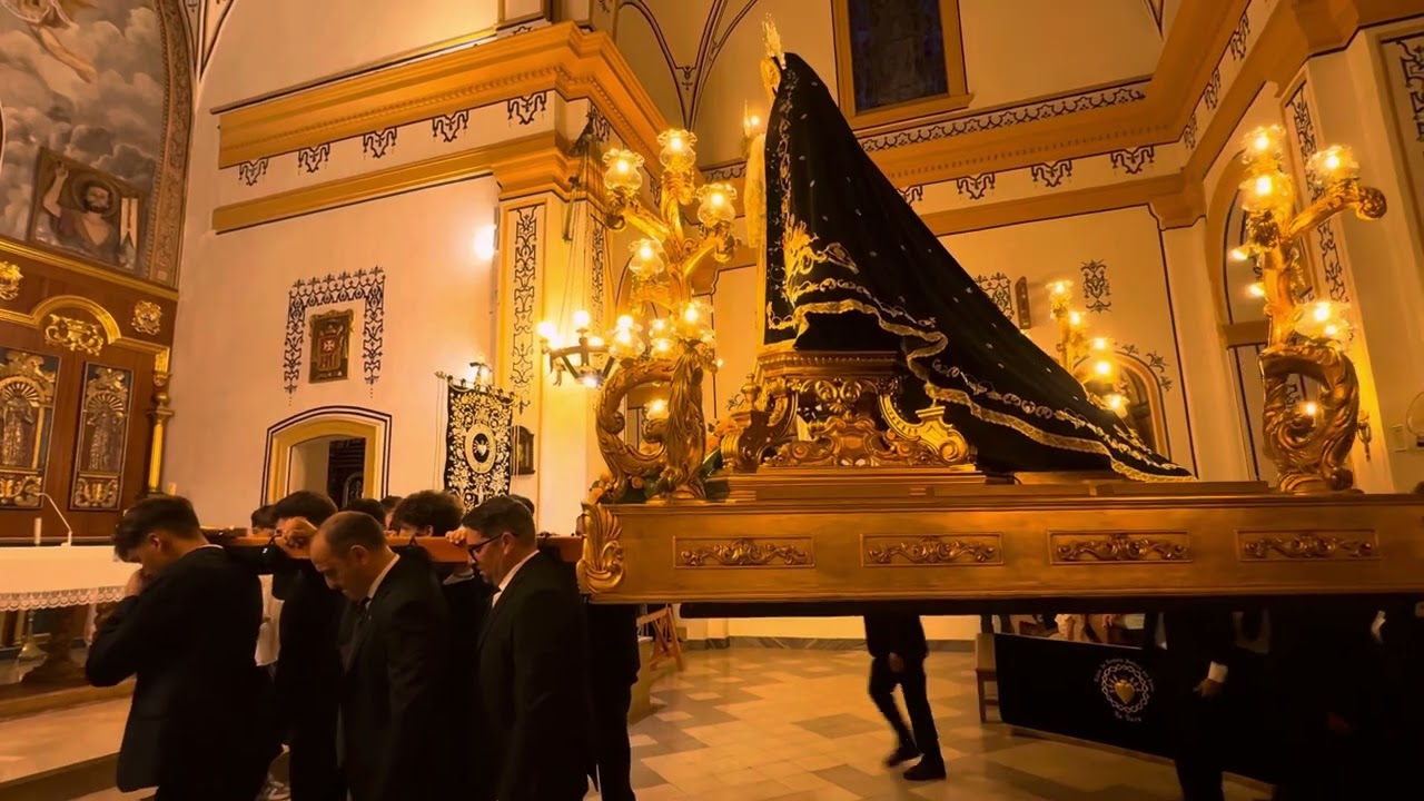 Llegada Virgen del Paso a la Parroquia para sus cultos a los sones de “Silencio en tu Pena”