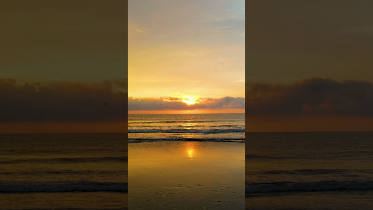 Beautiful sunset at beach in Goa | Goa Beach , best sunset view