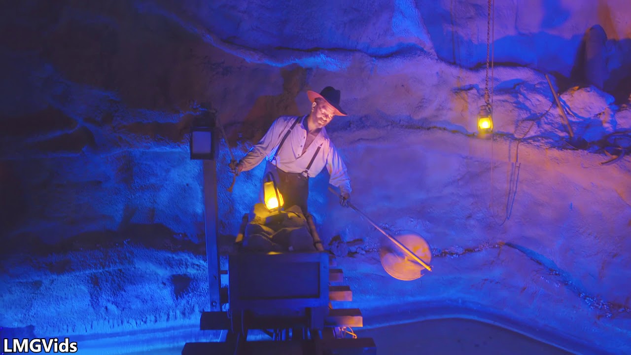 [HD] Calico Mine Ride at Knott's Berry Farm: Night Time POV - Nature's Wonderlandisk ride