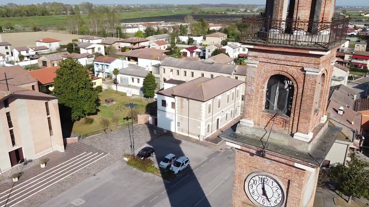 BERRA  Riva del Po FE   Piazza Della Repubblica