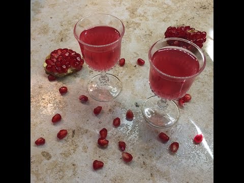 Λικέρ ρόδι, πανεύκολο, γρήγορο, βρασμένο στην κατσαρόλα ~ Pomegranate liqueur