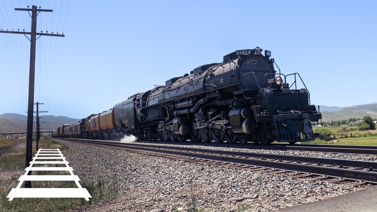 The Union Pacific Big Boy 4014 racing through Morgan Utah! - YouTube