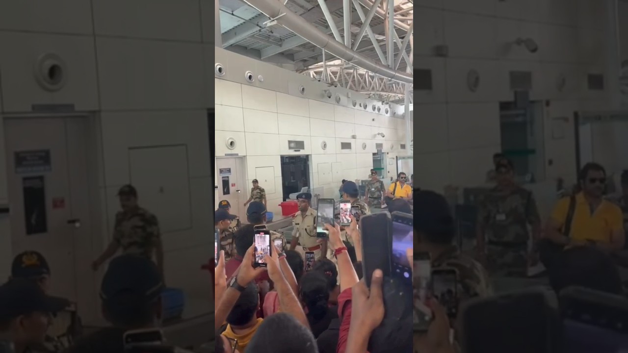 MS Dhoni caught at Meenam Bakkam | Niva Vibes 