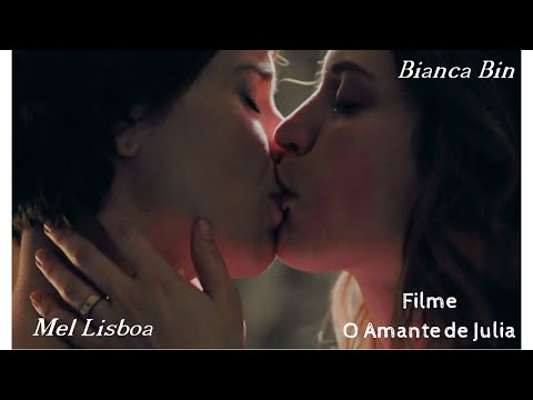 Mel Lisboa e Bianca Bin cena de beijo