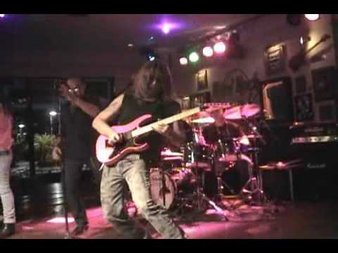 Pleasure Maker - Twisted Desire (Live Rio de Janeiro - Opening act Richie Kotzen)