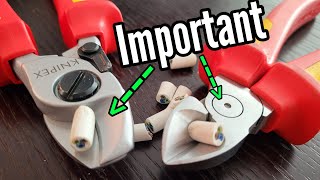 Two essential scrapping tools that you should have!