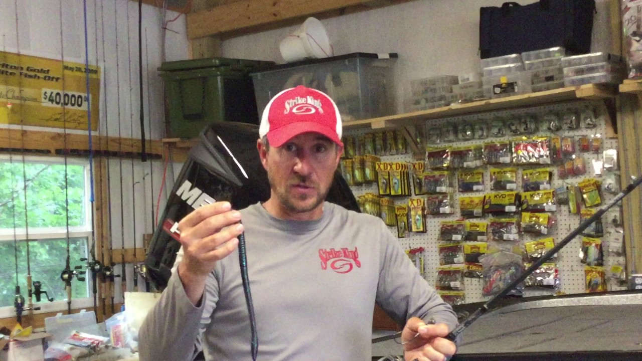 Rigging a Strike King Bull Worm - YouTube