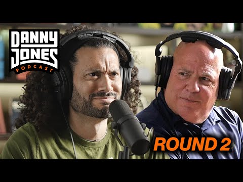 CIA Spy & FBI Agent Expose TRUTH about UFOs & China thumbnail