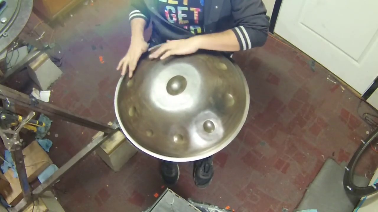Hamsa Handpans - D minor Kurd 12 (hammer sunk)