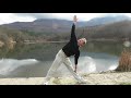 Йога - терапия, правильная техника выполнения трехугольника и польза от упражнения.