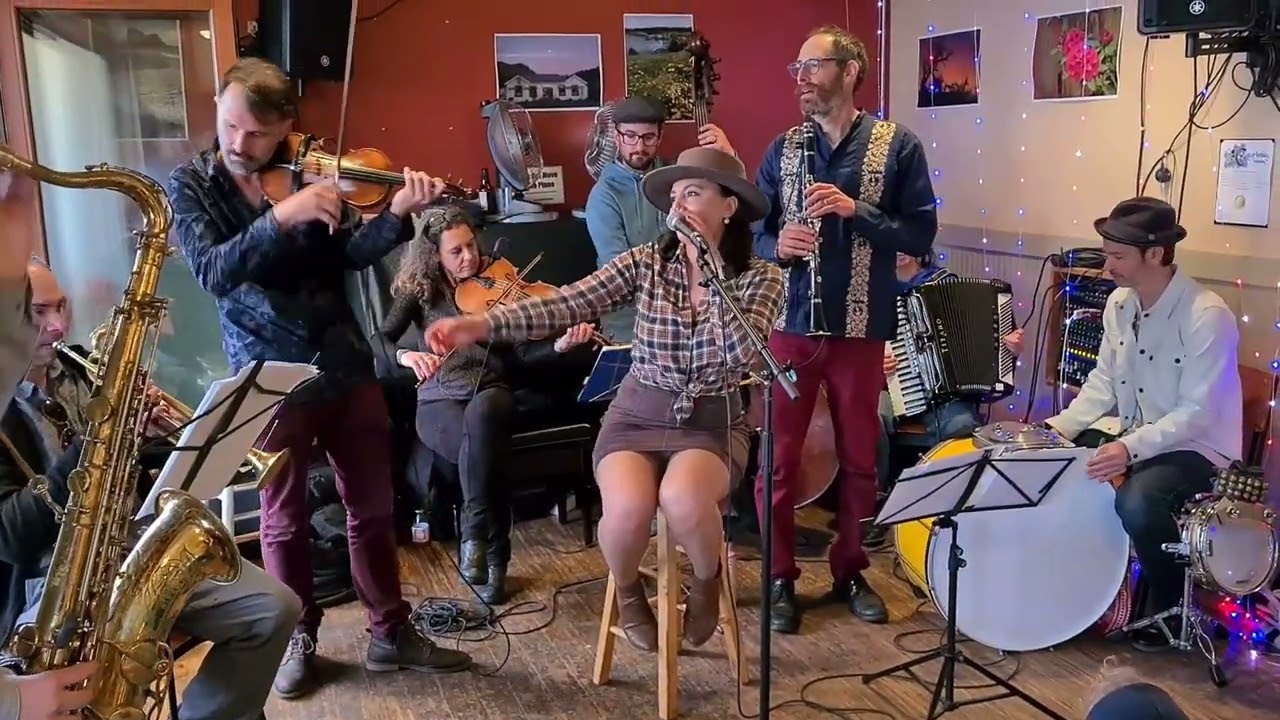 Ederlezi featuring Romania's Ionela Guzic!