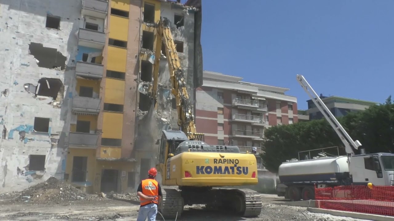 Pescara, quartiere Rancitelli: la denuncia di alcune mamme raccolta da Pettinari - 20/04/2024