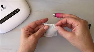 Celebrity Hand Piecing Basics: The Running Stitch and Quilter's Knot Wealth