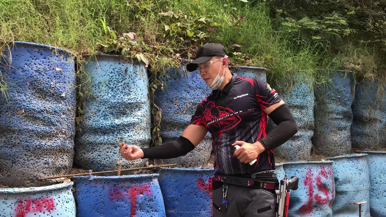 One peso coin 15 meters distance