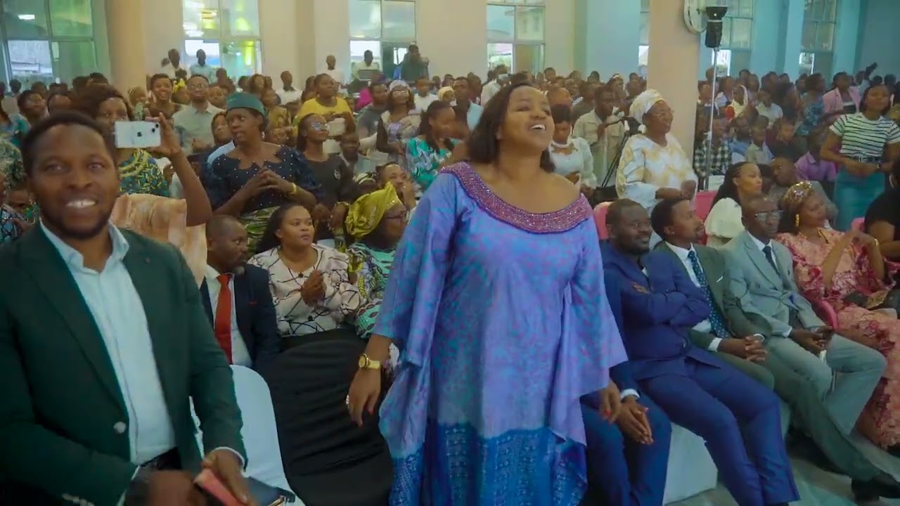 WIMBO - Ijili Family Choir