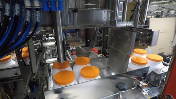 Get maximum versatility! Shrink, tray and case pack your products with this all in one solution.