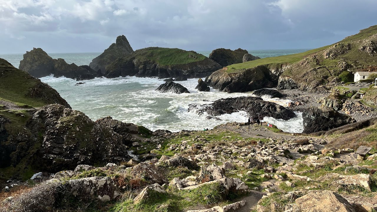 kynance-cove-cornwall-november-2022-high-tide-youtube