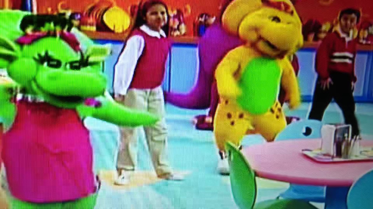 We Love Mac And Cheese Chords Chordify