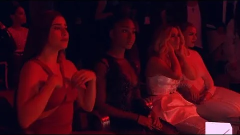 Fifth Harmony Watching Ex-Member Camila Cabello Perform "Havana"