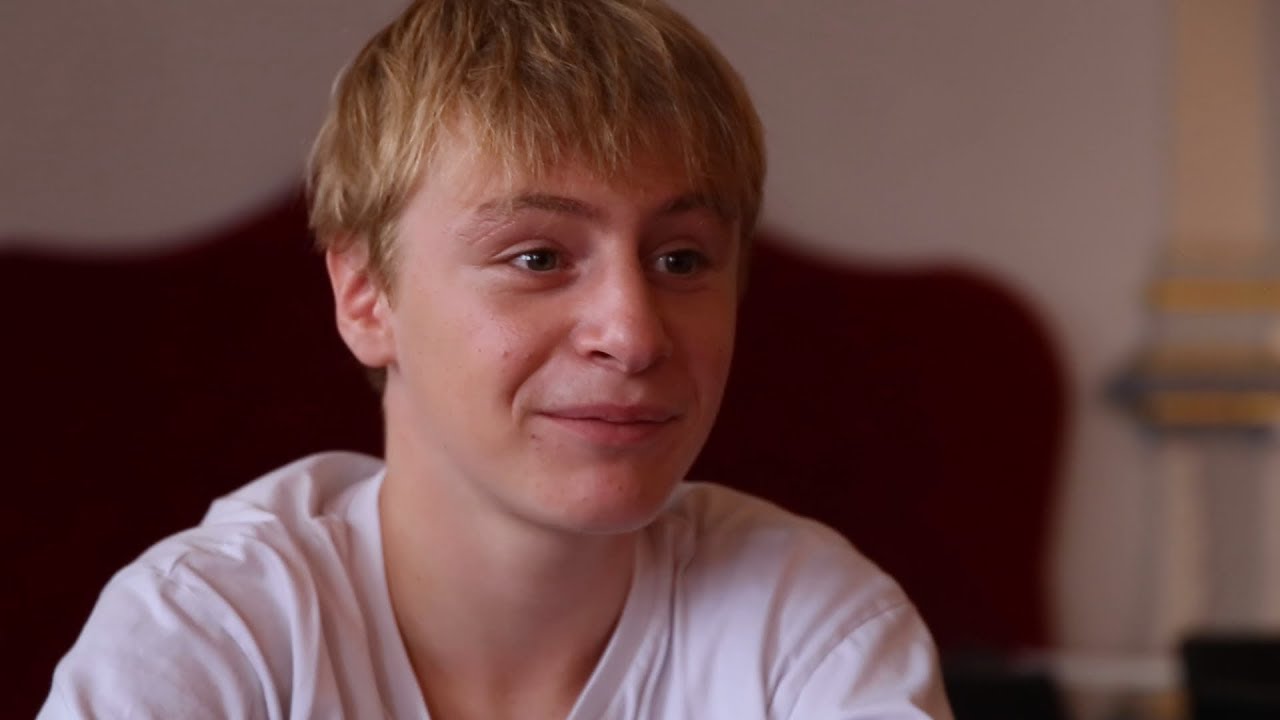 Fantine Harduin et Thomas Gioria au sujet d’Adoration de Fabrice du Welz