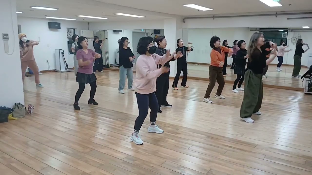 ###녹아버려요##시그니처건강체조##시니어로빅##건강체조##실버댄스##시니어댄스##관산동ㅈㆍㄷㅇ합복지회관##고봉동종합복지회관##화.목 금##