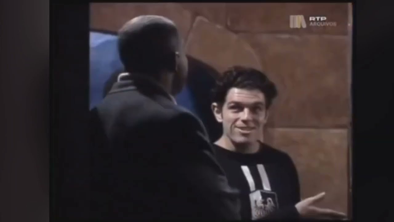 SEGURANÇA DA DISCOTECA KREMLIN AGRIDE CLIENTE EM 1993!