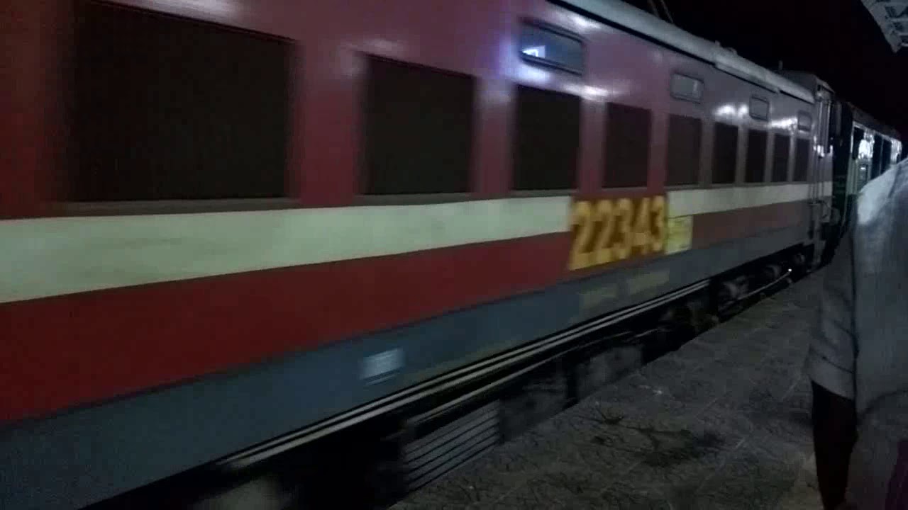 Garib Rath train arrival at Railway Station at night - YouTube
