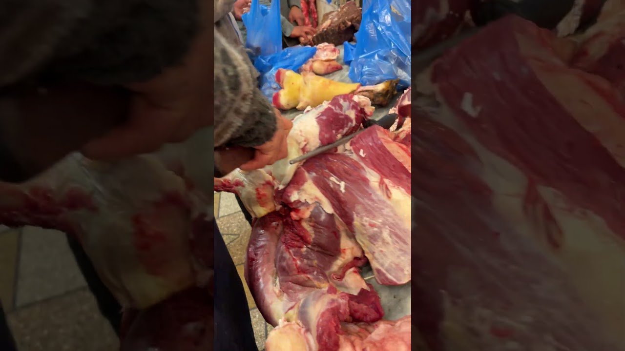 The fresh meat market in Pakistan🥩