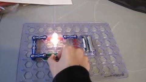 Snap Circuits Jr. | Project 1: Electric Light & Switch