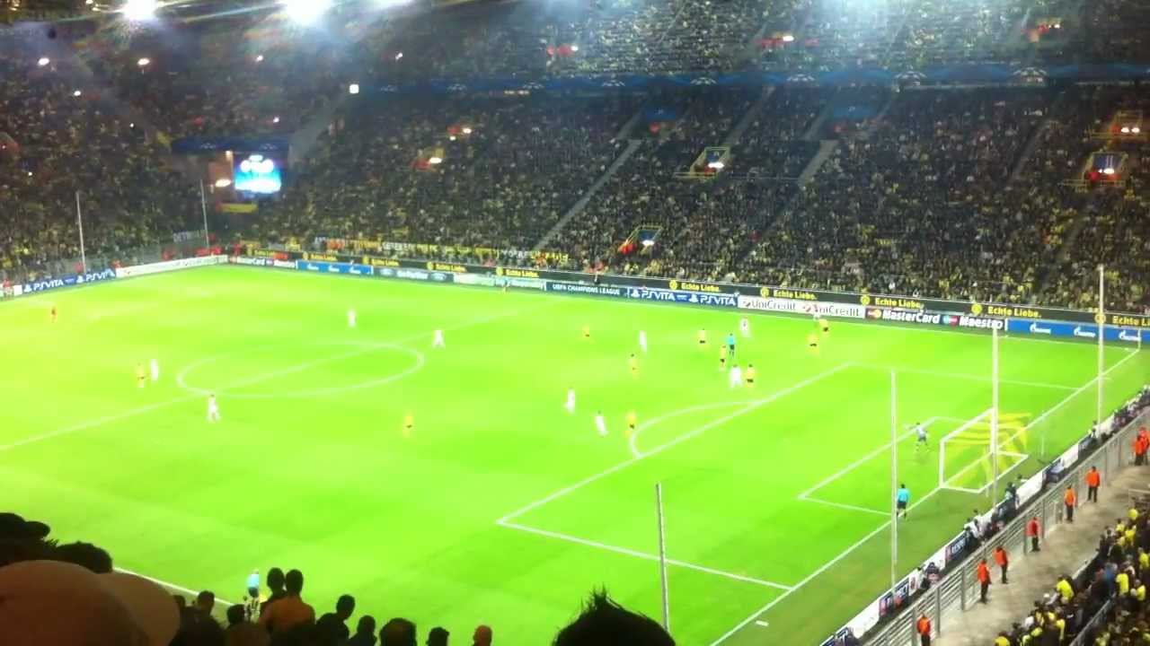 Borussia Dortmund - AFC Ajax 18-09-2012 Oh Ajax Amsterdam - YouTube