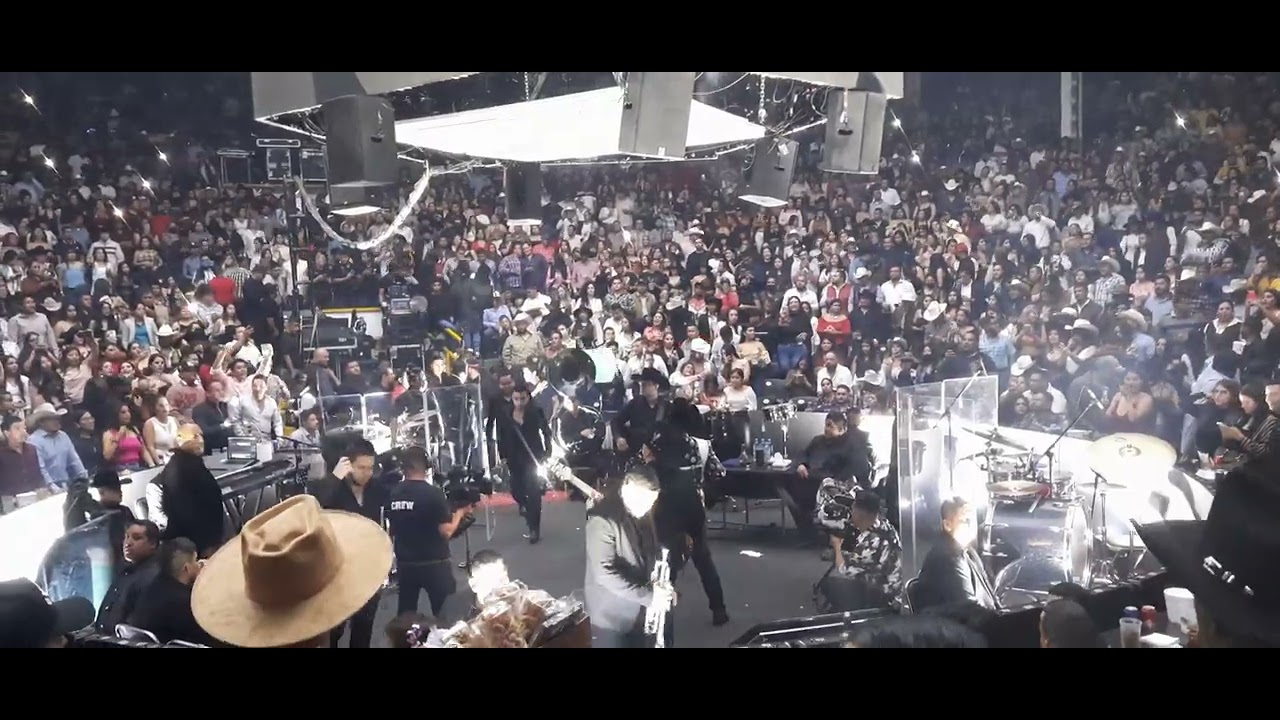 Alfredo Olivas en el palenque SLP 2022 YouTube