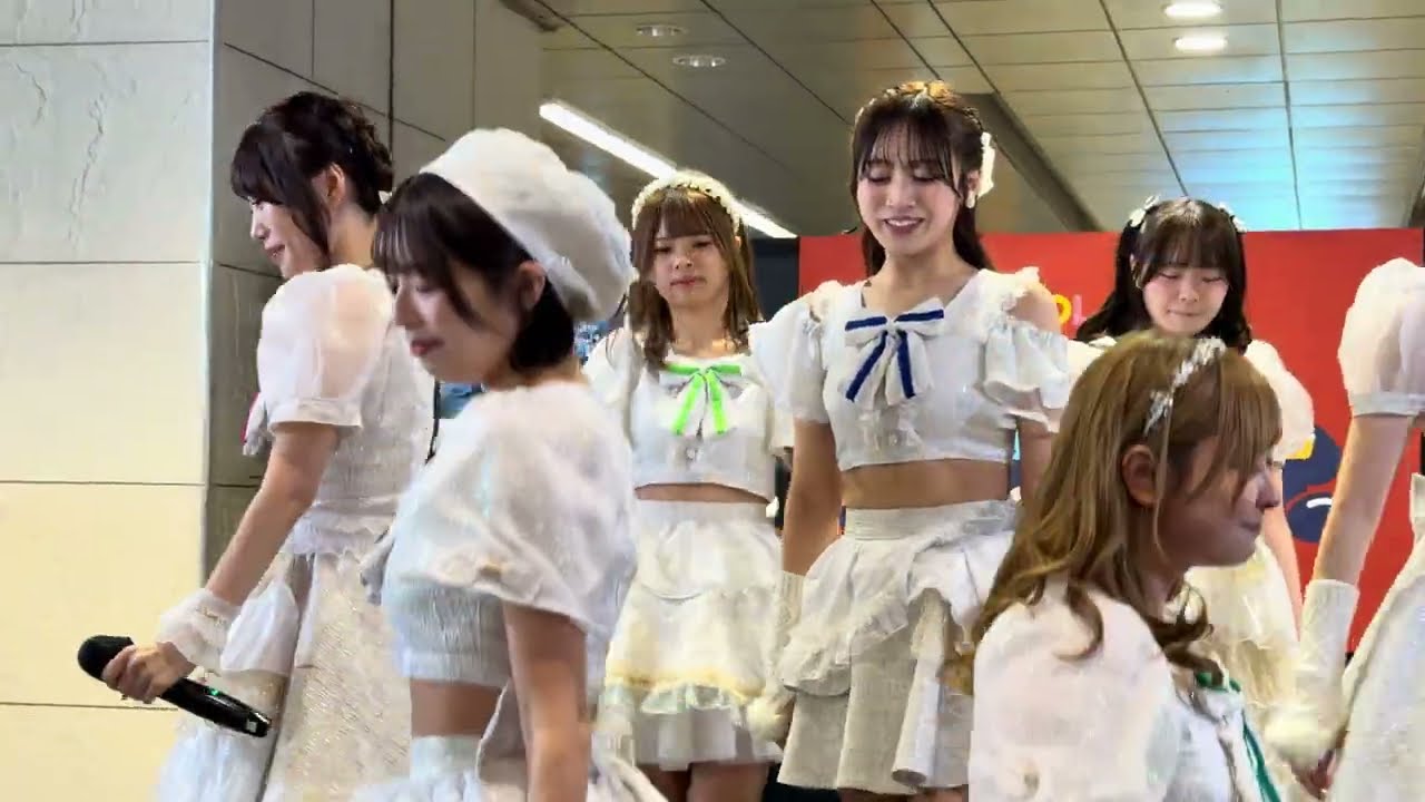 2026.02.15 アイオケ「ONE MIRAI」| 3rdアルバム『私たち、本気です！！』リリイベ @ 汐留シオサイト 地下歩道 １部