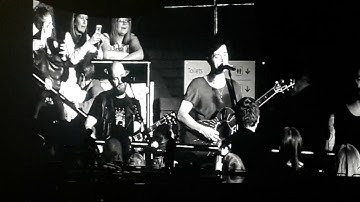 The Script Run Through Walls ❤