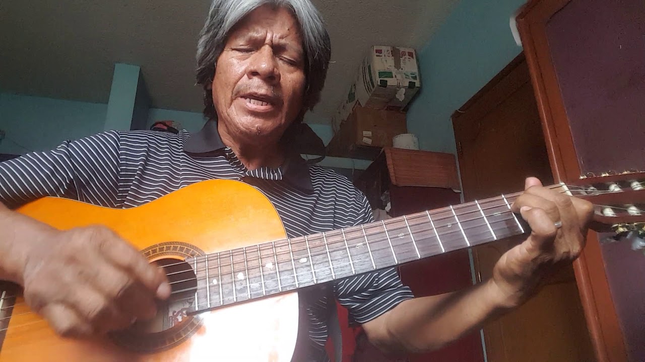 ESCLABO Y AMO DE LOS PASTELES VERDES