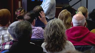 Hoosiers meet up to talk about the threats of data centers in Indiana
