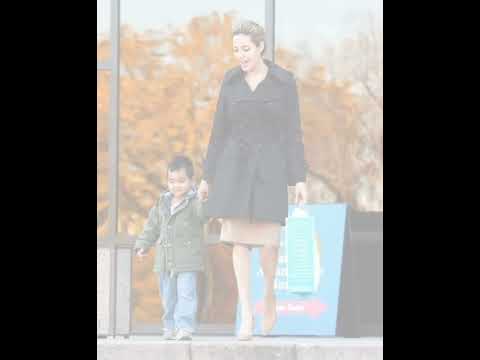 Videó: Angelina Jolie több gyermeket igényel! Azonnal!