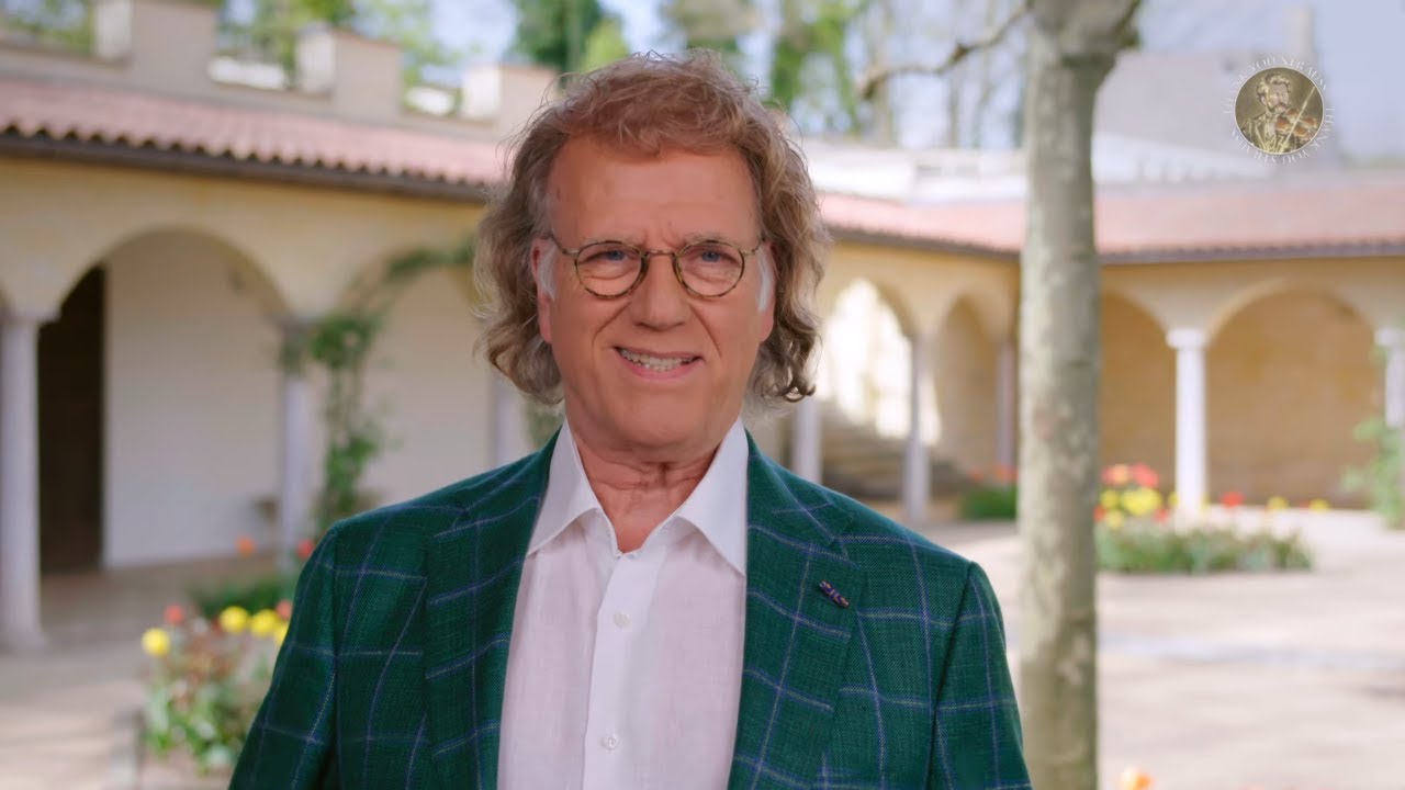 André Rieu celebrating 200 years of Strauss - YouTube