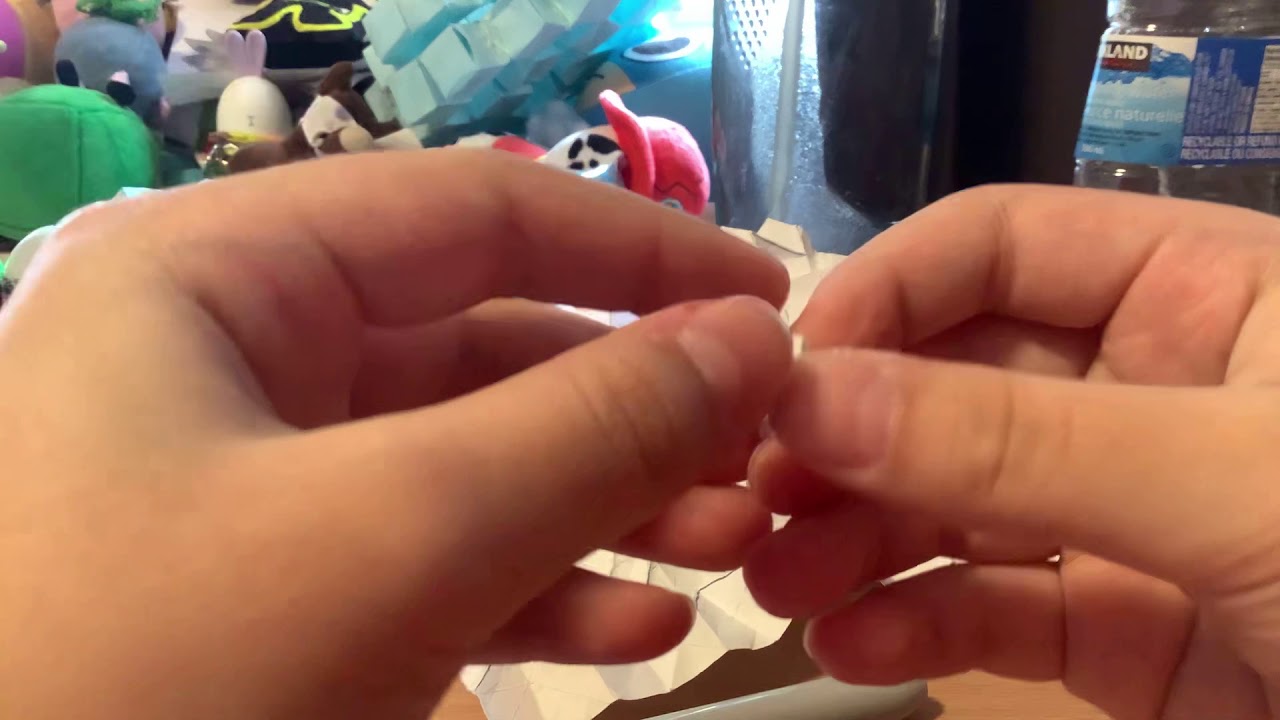 Very tiny origami easy flasher!