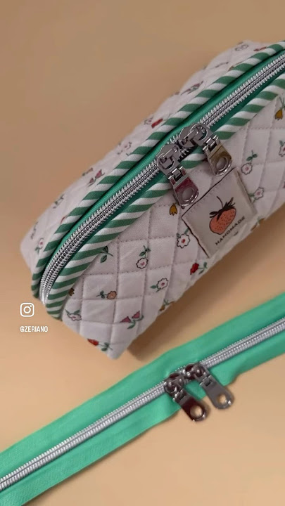 How to sew a zipper | Minki Kim Zipper Pouch Panel | #simplesew #sewcialists