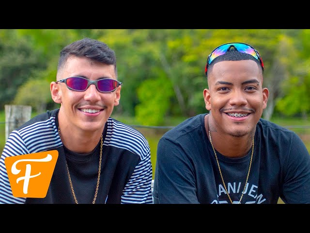 MC CJ e MC Brendon - Segue o Baile (Official Music Video) class=