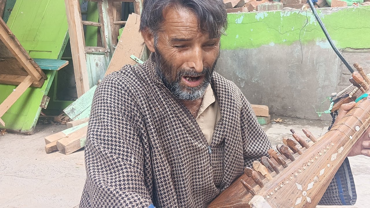 Gh Rasool R Kashmiri Sofie Azime Singar GH Rasool Shake Viral Vadio#anantnag ...