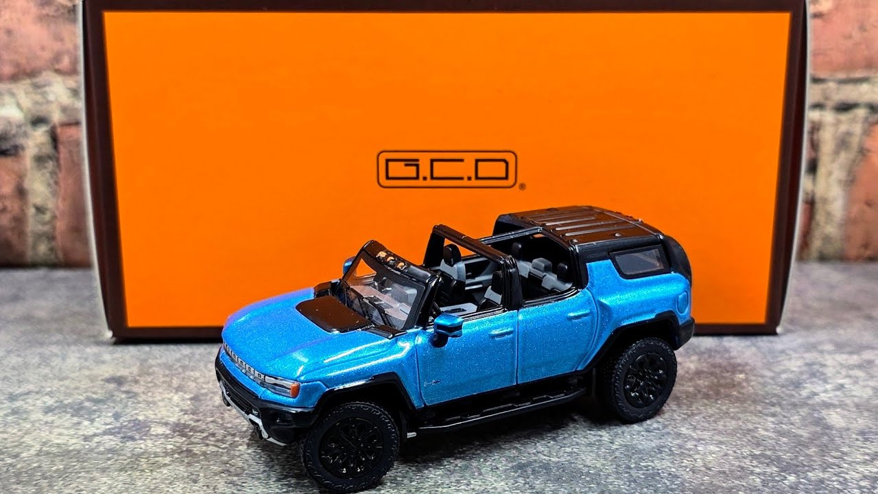 REVIEW: GCD 1:64 2023 GMC Hummer EV SUV Die-cast ( Blue
