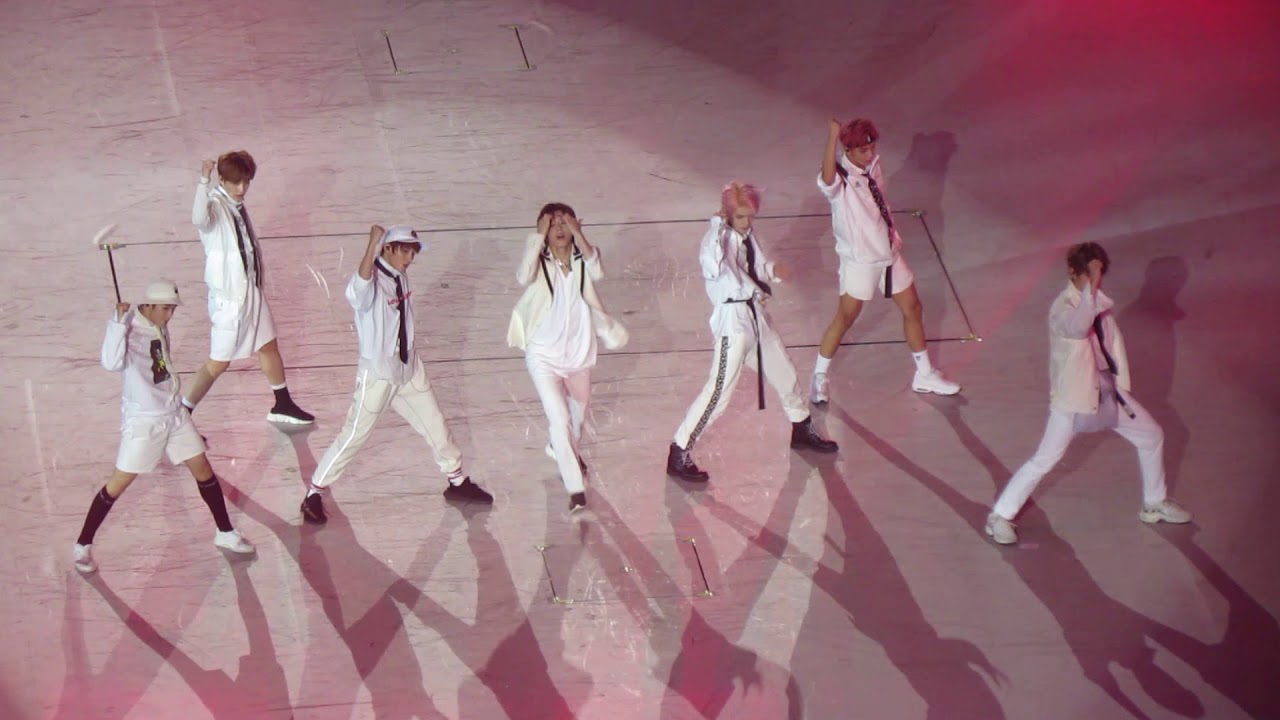 KCON LA 2017 NCT 127 Firetruck Fancam