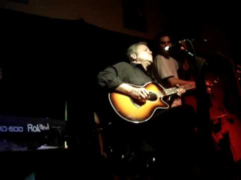 Tommy Talton Trio acoustic performance of Someone ...