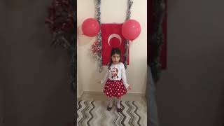 Bu Gün 23 Nisan Neşe Doluyor Insan