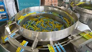Automatic clothespin assembly machine, cloth pegmachine, macchina per l'assemblaggio delle mollette