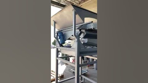 Bucher Vaslin Vibrating Receiving Hopper - B000745