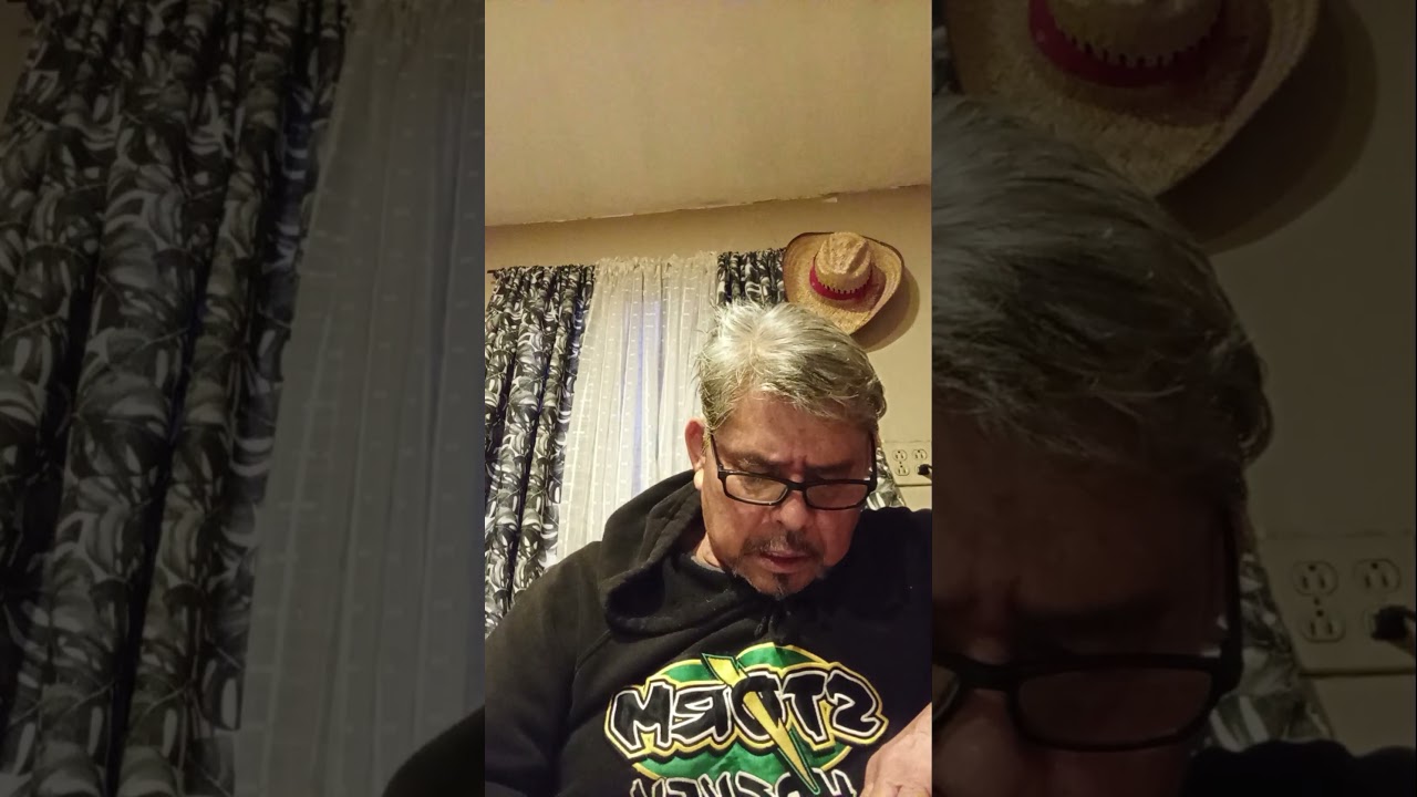 de Dios sea la honra el poder y la misericordia