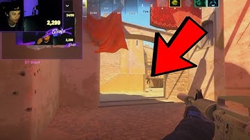 xQc found a hacker flying in CS:GO 2