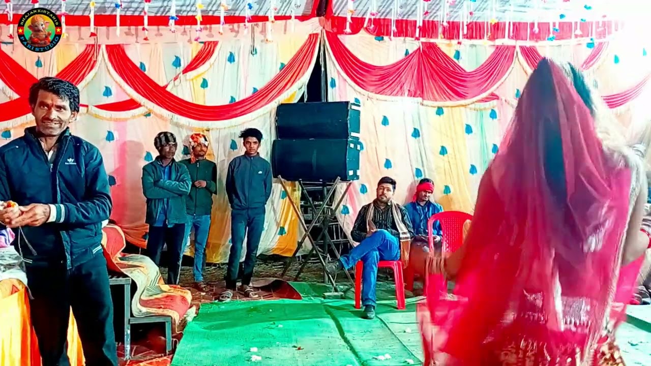 नरेश कुशवाहा प्लांट वाले | क्या कृष्णा भजन गया है जनता झूलती है | सुषमा का डांस हुआ वायरल